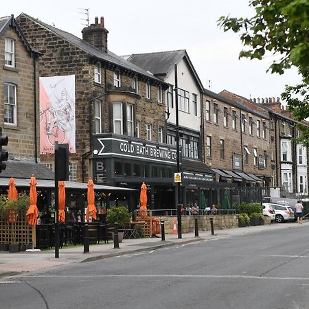 King'S View - Overlooking Hcc -Private Parking Harrogate Exterior photo